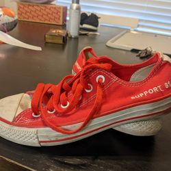 Red & White Support 81 Converse