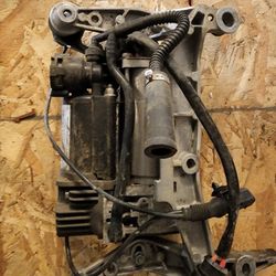 VW Touareg 7L Porsche Cayenne Air Suspension Compressor OEM 7l0616006