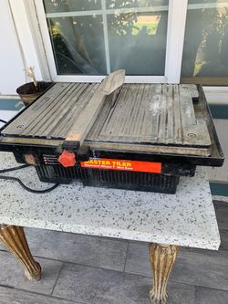 Plasplugs Master Tiler 7" Wet Tile Saw