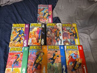 Invincible Ultimate Collection Hardcover