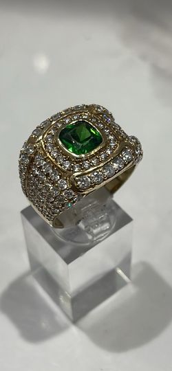 10k Stone Ring Size 10.5 / 11 Grams 