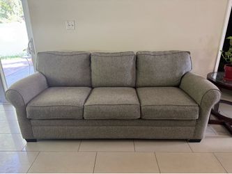 Cindy Crawford Collection Sofa & Chair – Excellent Condition