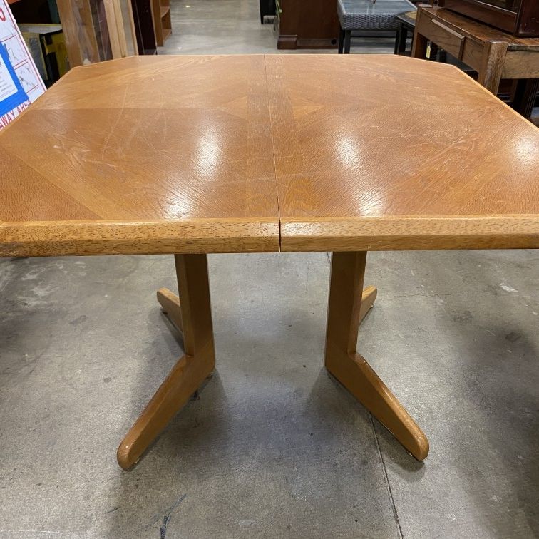 Retro Square Dining Table (No Leaf)