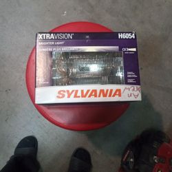 Sylvania H6054  Headlight 