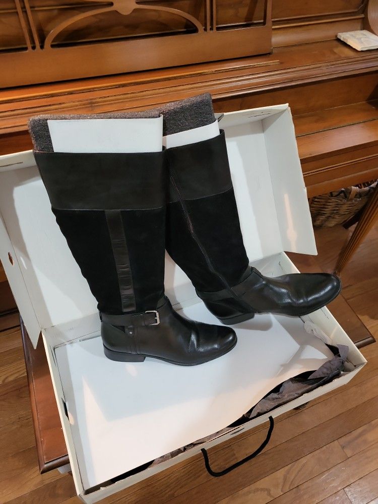 Anne Klein Ladies 10 & 1/2 Wide Calf