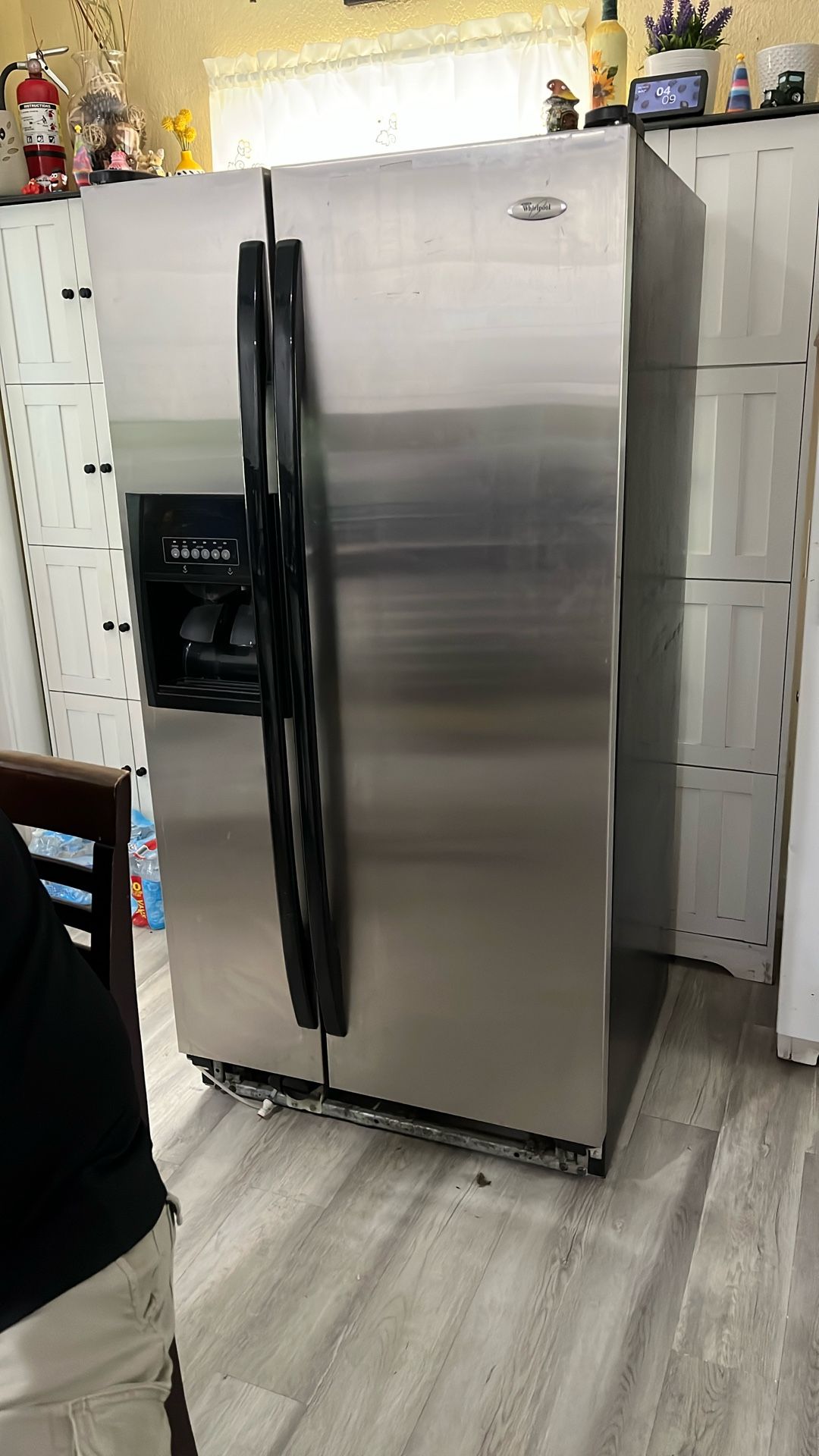 Whirlpool , 33 W, 66 H, 30 D