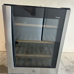 Wine cooler 24”