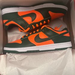 Nike Dunks