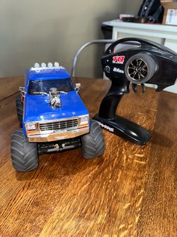 Traxxas F-150 Monster Truck 1/16th scale
