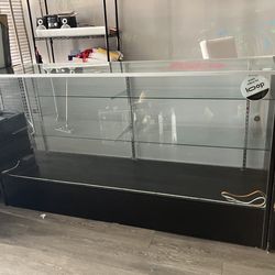 Retail display cabinets