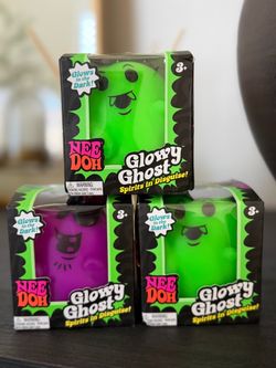 NeeDoh Glowy Ghost