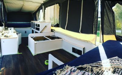 Coleman pop Up Trailer 