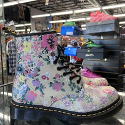 Women’s Dr. Martens 1460 Pascal Floral Mashup Boot