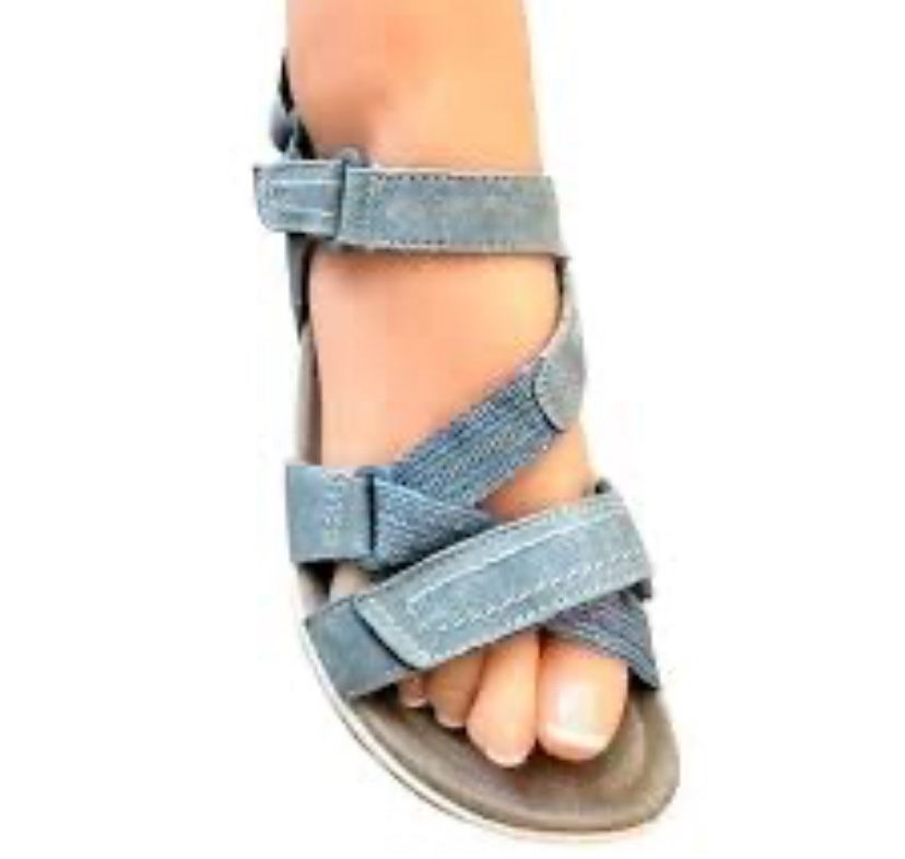 Earth origins Light Blue suede sport sandals/8W