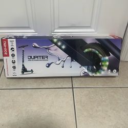 JUPITER LIGHT-UP FOLDING KICK SCOOTER 