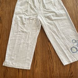 Pending 4/14:   Kim Rogers Elastic Waist Capri Pants