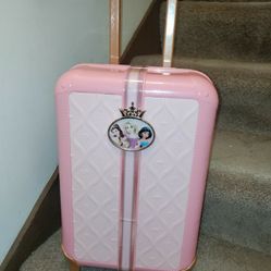 Princess Rolling Luggage! Rolling and handle goes up and down! - $16 (43612)
Princess Rolling Luggage! Rolling and handle goes up and down! 