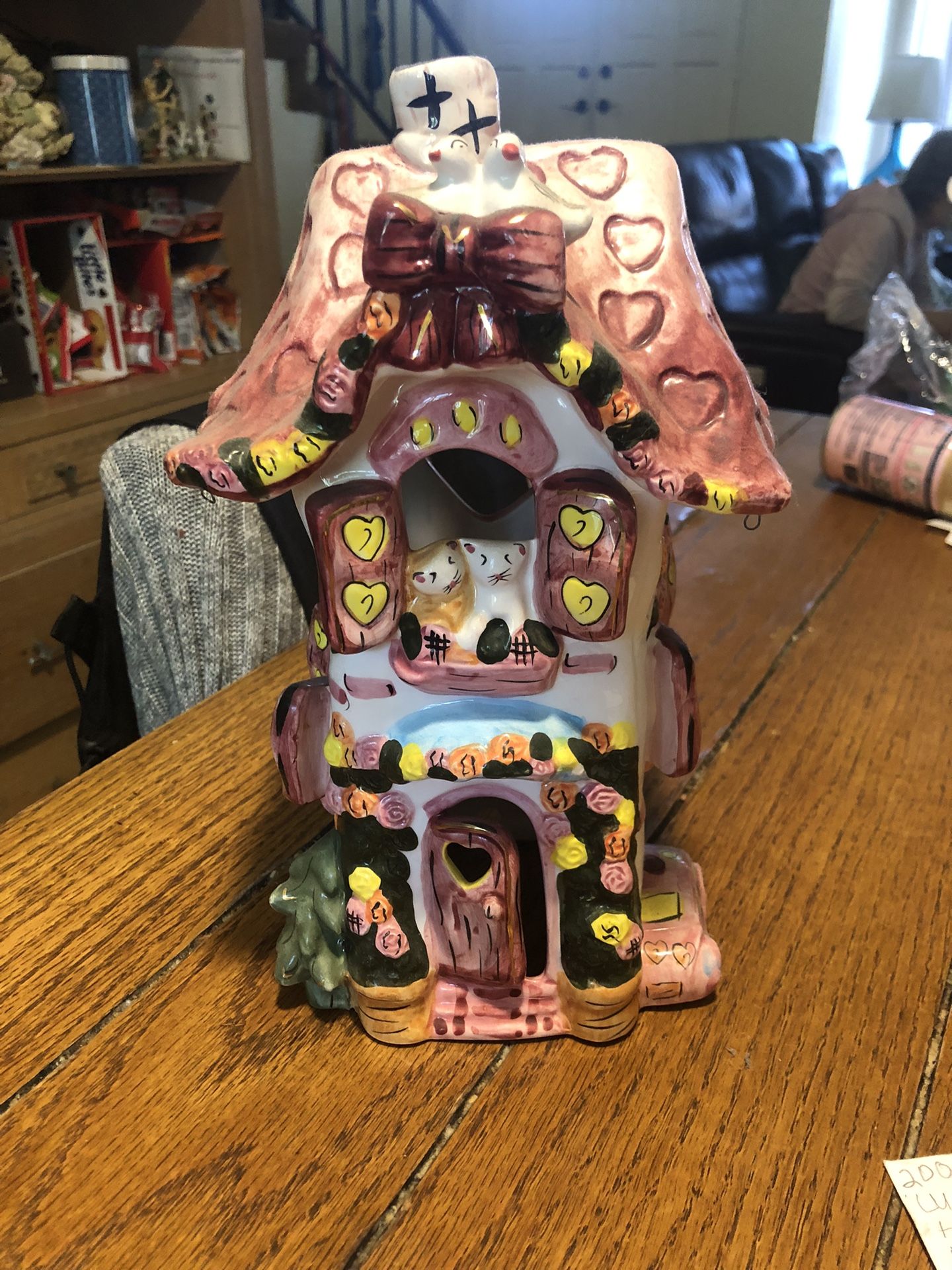Love Cottage Tea Candle Holder