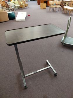 Adjustable table