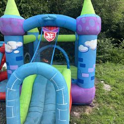 Bouncy House Kids 