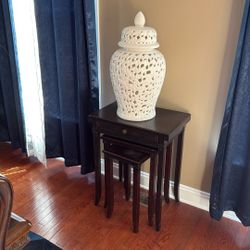 3 little table