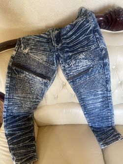 Young Men Clothes 32 ,34 ,Large , and Medium