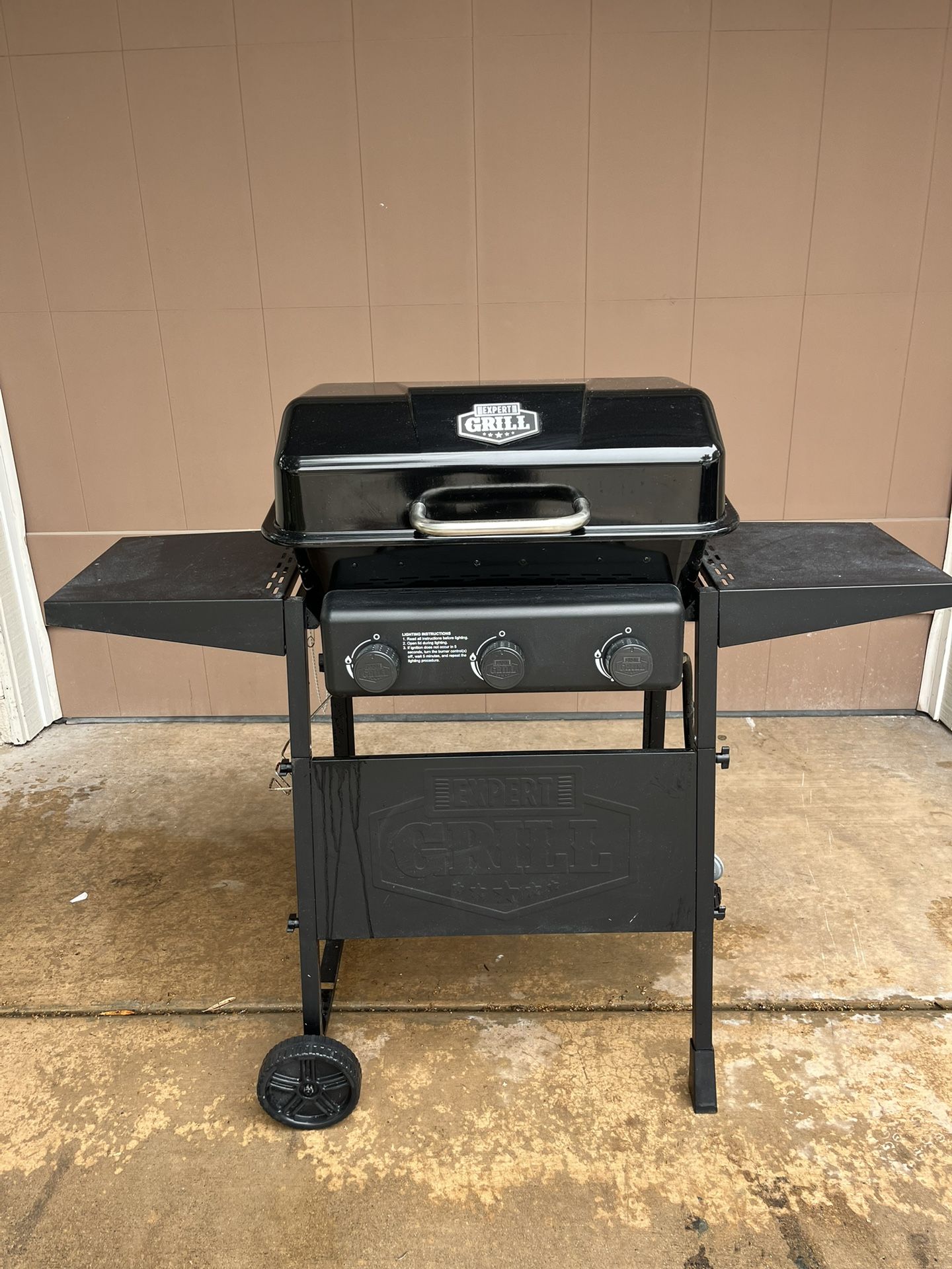 Gas BBQ For Sale