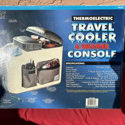Travel Cooler & Warmer Console