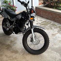 Yamaha TW200