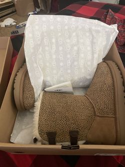Women’s UGG Boots Size 7