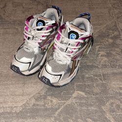 balenciaga runner size 9