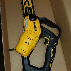 DEWALT. CHAINSAW