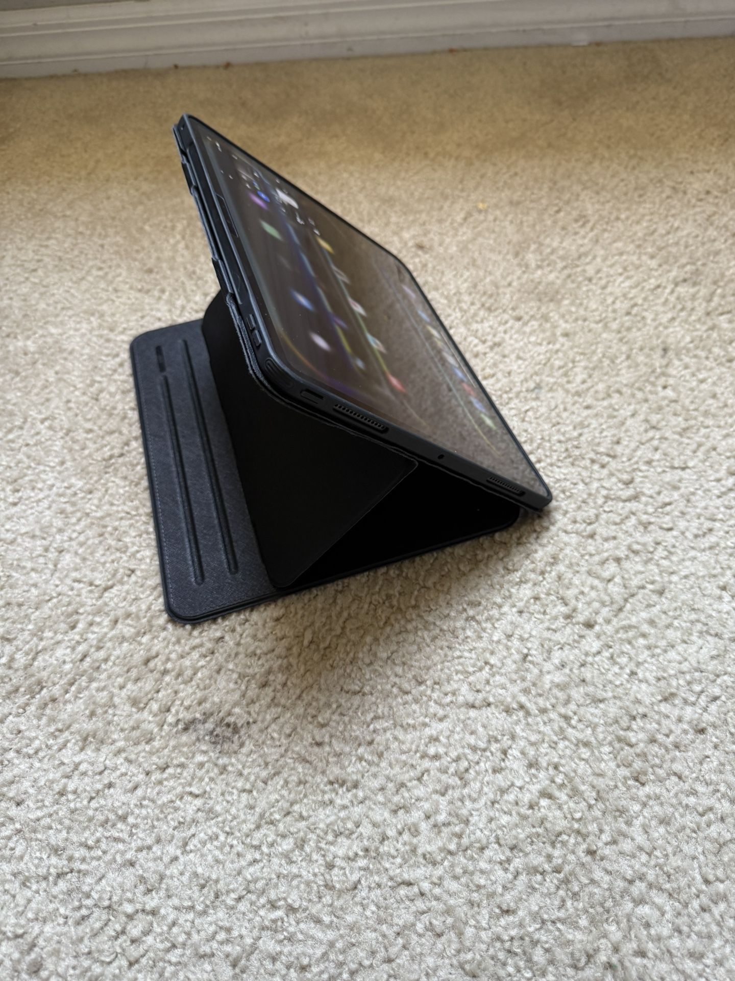 New iPad Pro 13" M4 Chip $750 Cash