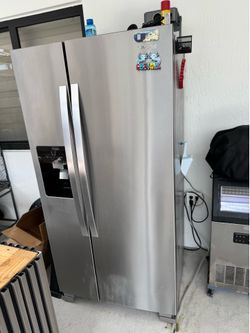 Refigerator