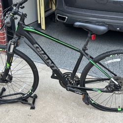 Giant Roam 3 bike (S)