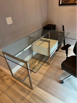 Tui lifestyle Glass Top Desk with White Leather Drawer and Black Office Chair