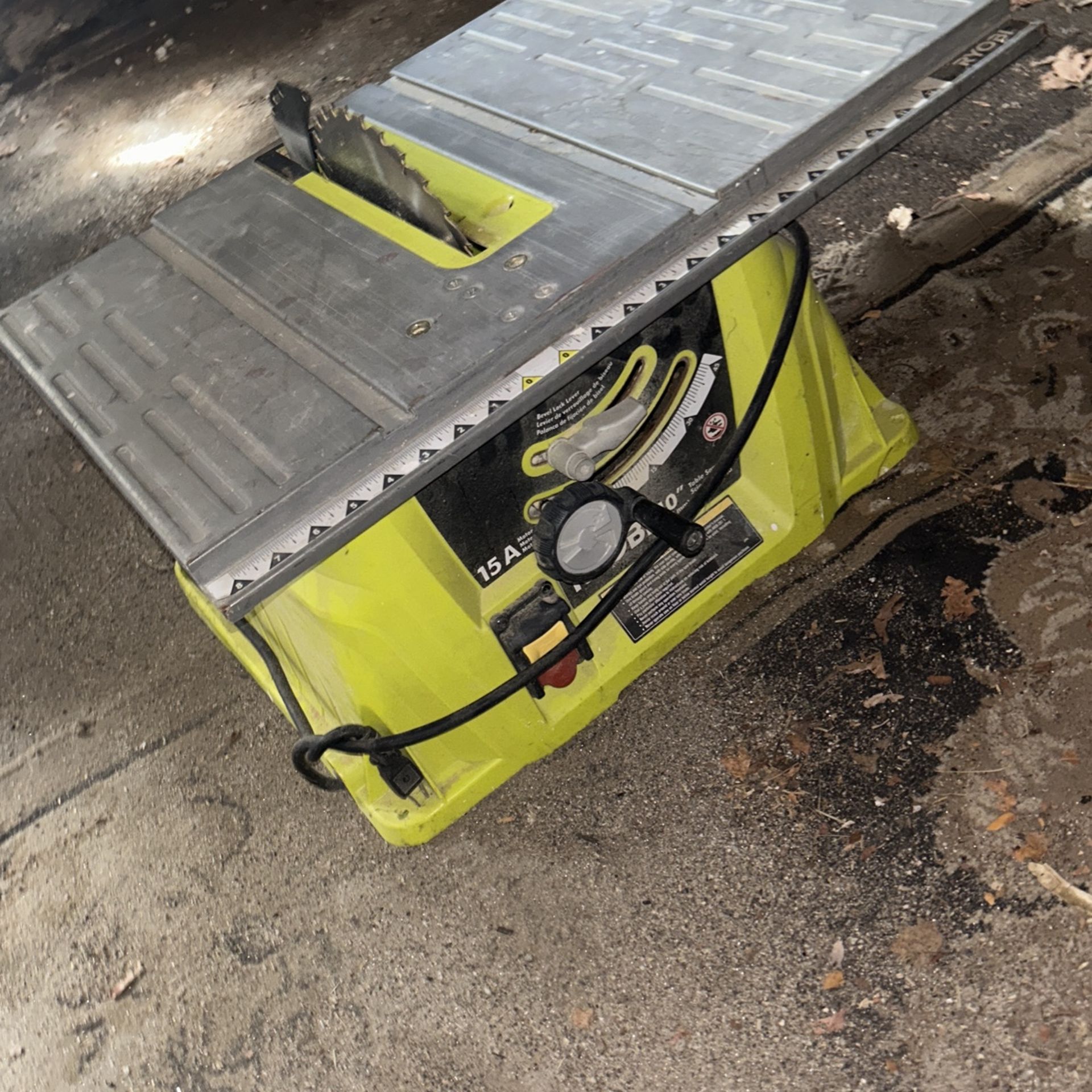 Ryobi Saw