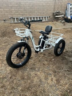 emojo electric trike Bike