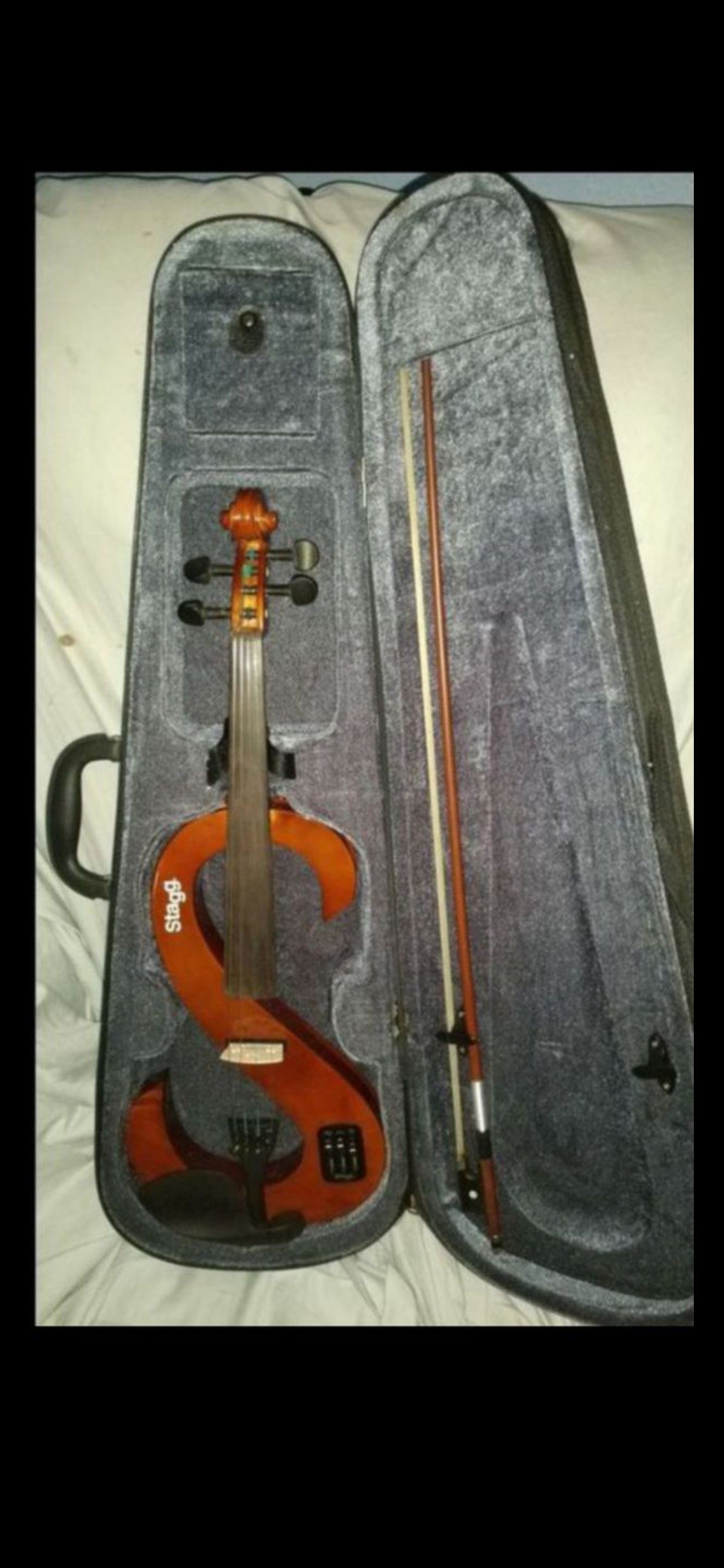 Stagg electric violin