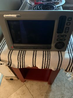 Raymarine C90W GPS Radar 