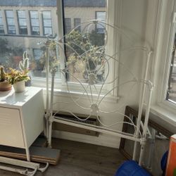 Antique Twin Bed Frame And Bed 