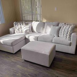 🔥white Greyish Sectionals With Free Ottoman 