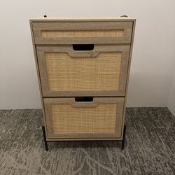 Natural Rattan 2 Flip Door, 1 Drawer Shoe Rack/Cabinet Organizer