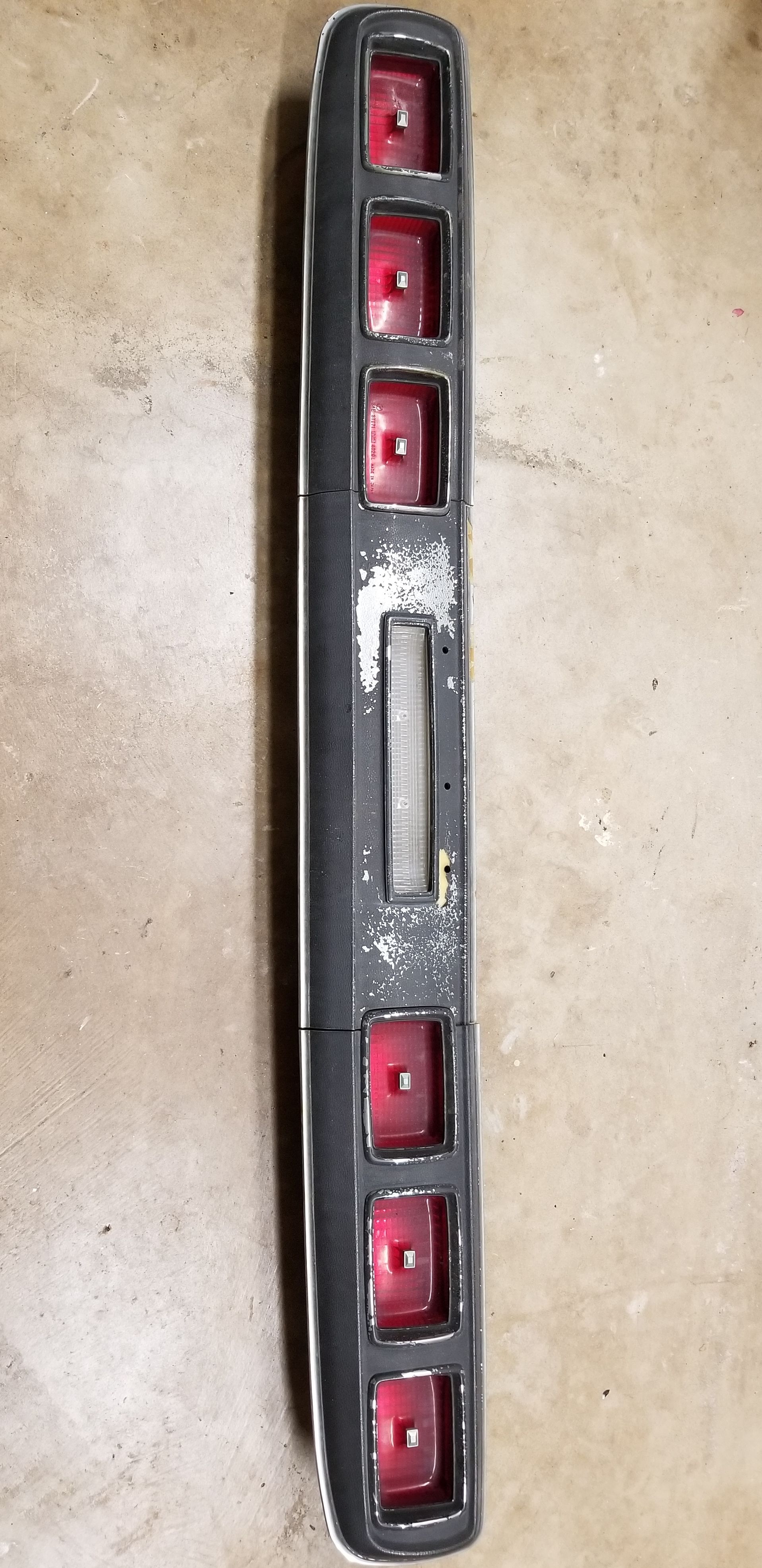 73 Datsun 610 Taillights (complete)