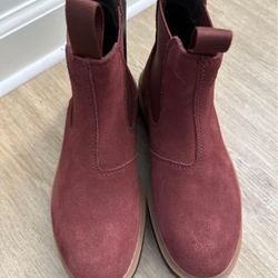Woman’s Sorel Chelsea Hi Line Boots 