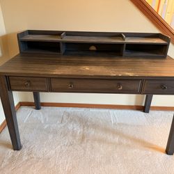 Work Desk W/drawers
