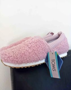 New TOMS Pink Shoes Slip On Flats  Size 7.5