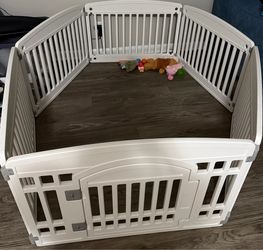 Dog playpen