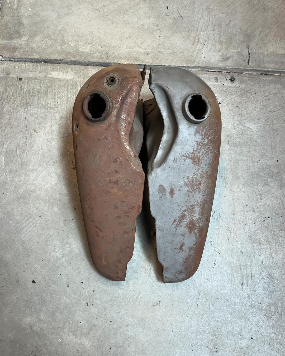 46 Knucklehead Gas Tanks.
