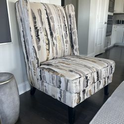 Set Of 2 Limelight Accent Chairs — Like New $150
